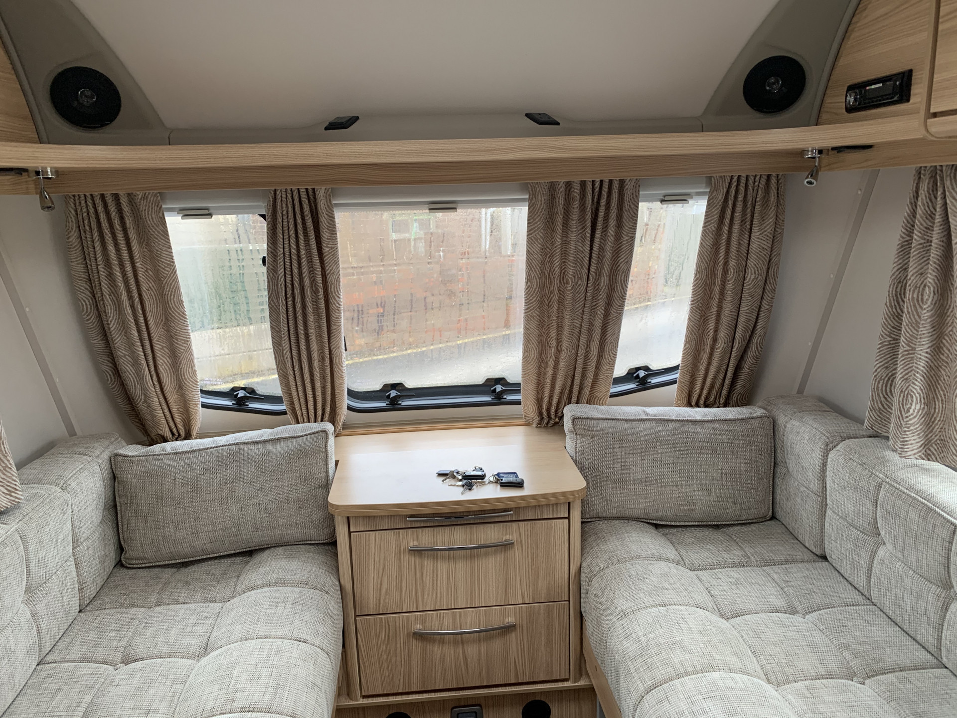 Used 2015 Coachman Vision 380-2 for sale in Staffordshire