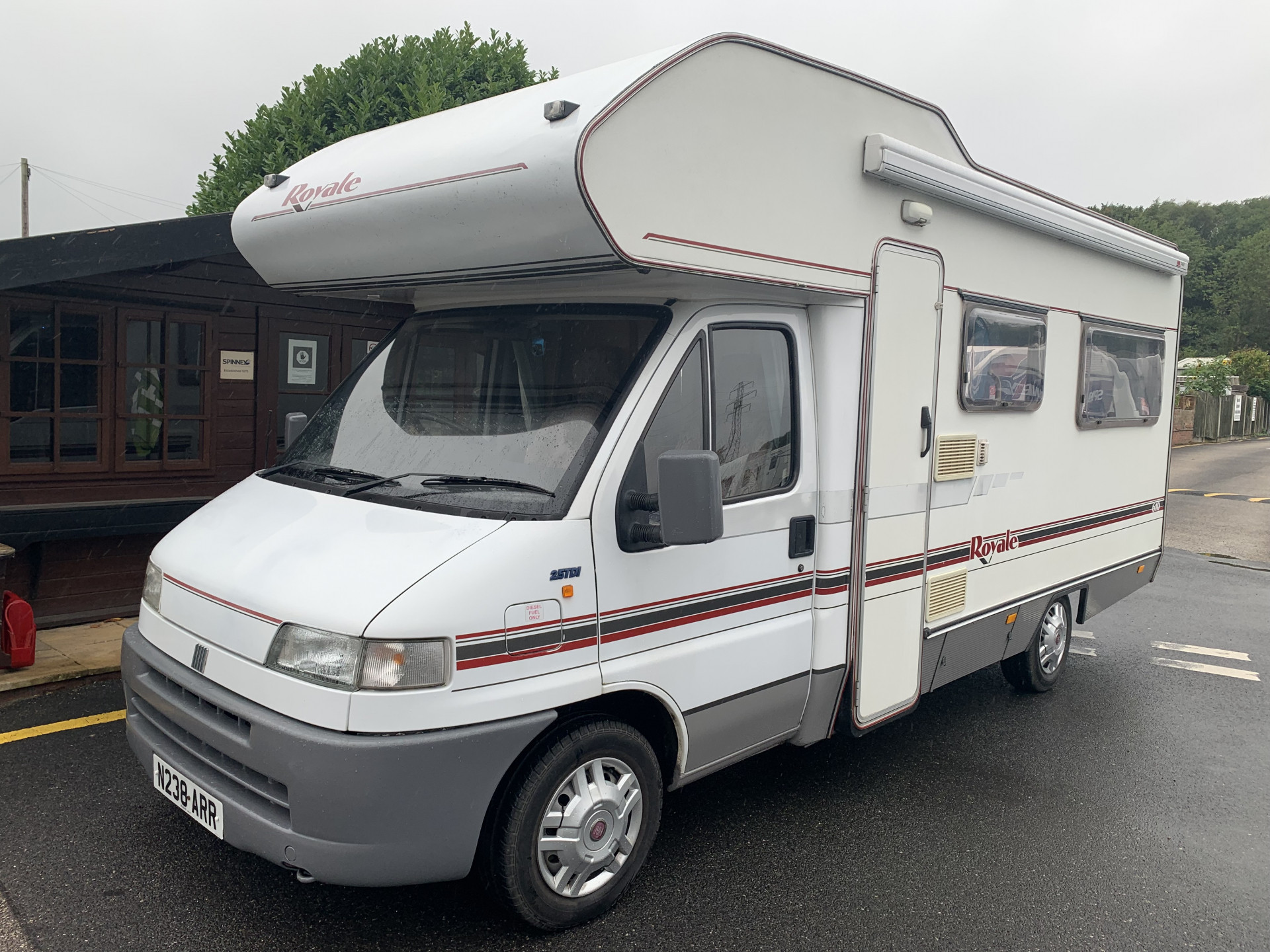 Used 1995 Swift Royale 610 for sale in Staffordshire