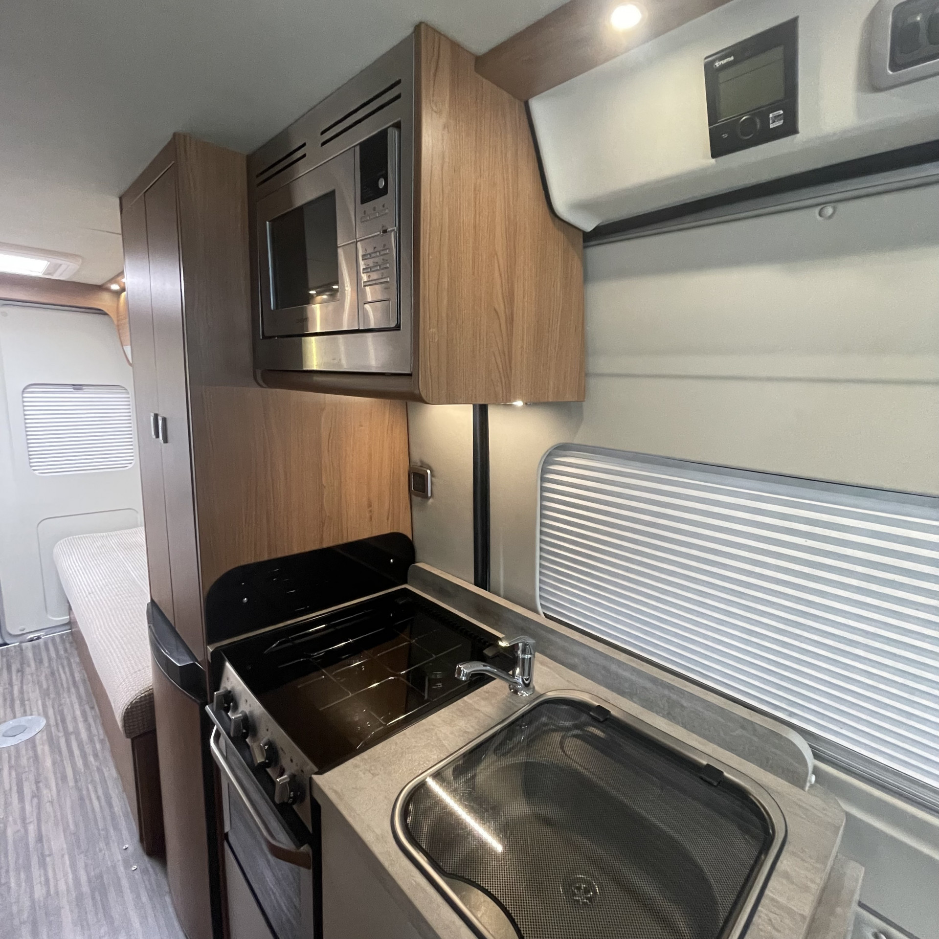 Used 2017 Auto-Trail V-Line 636 SE for sale in Cheshire