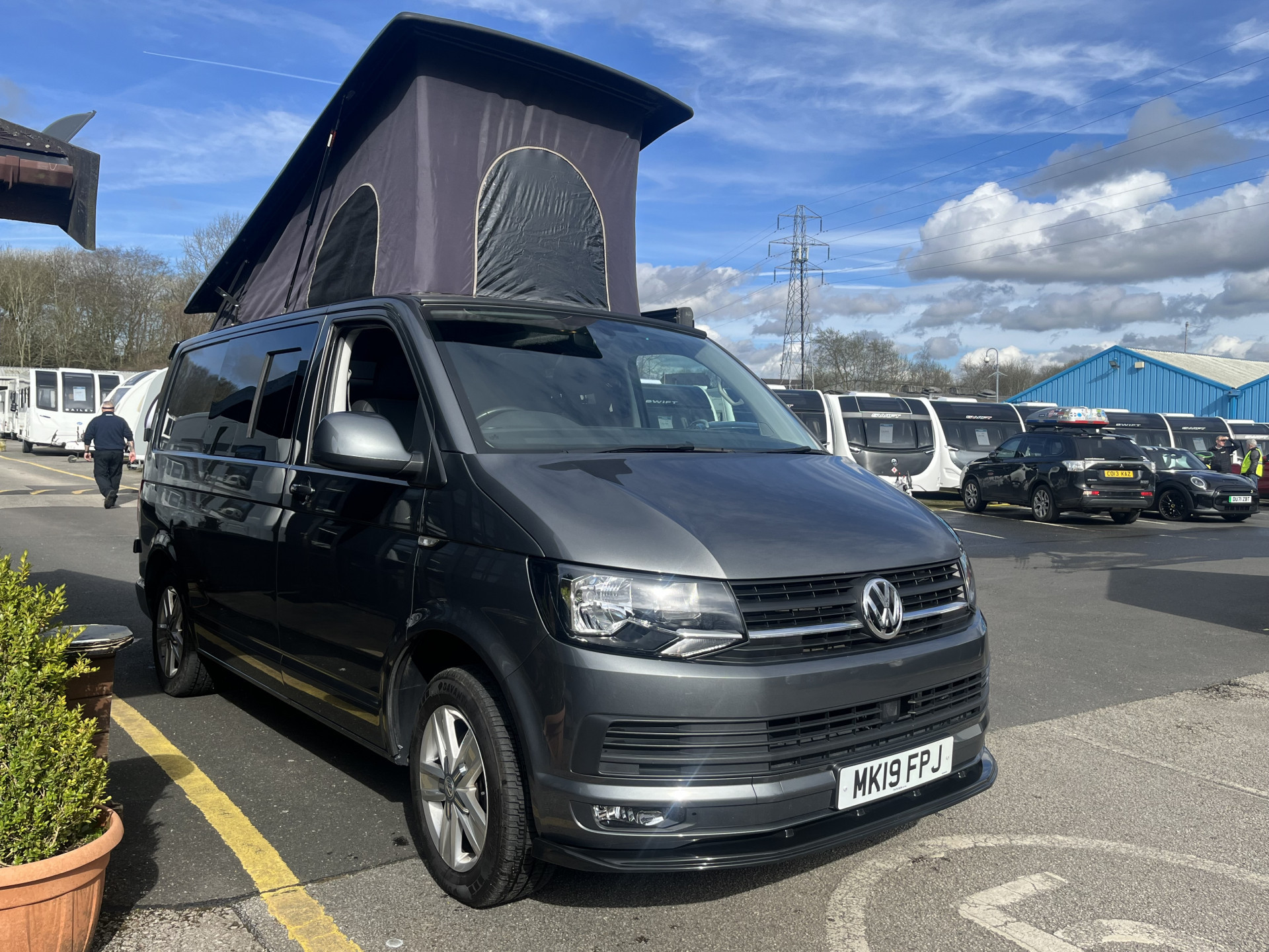 Used 2019 Volkswagen Transporter T28 Highline for sale in Staffordshire