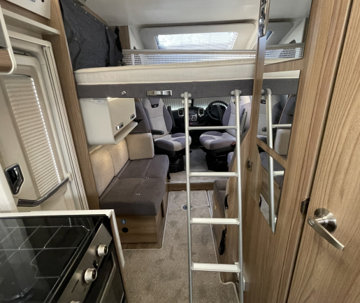 swift-escape-674-6-berth-5travelling-seats-low-mileage