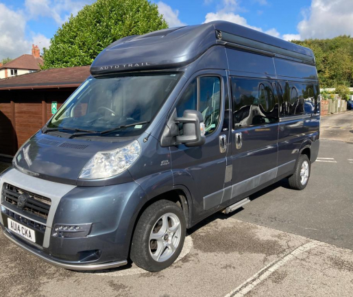 Used 2014 Auto-Trail V-Line 610 for sale in Cheshire